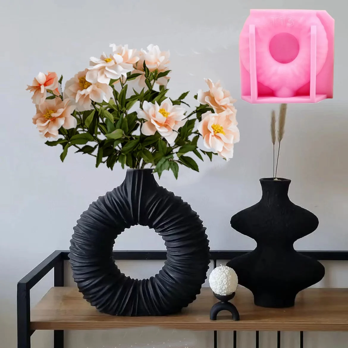 

14-24cm large Folded Striped Donut Vase Resin Silicone Mold Wave Striped Vase Concrete Cement Gypsum Mold Geometric Vase Mold