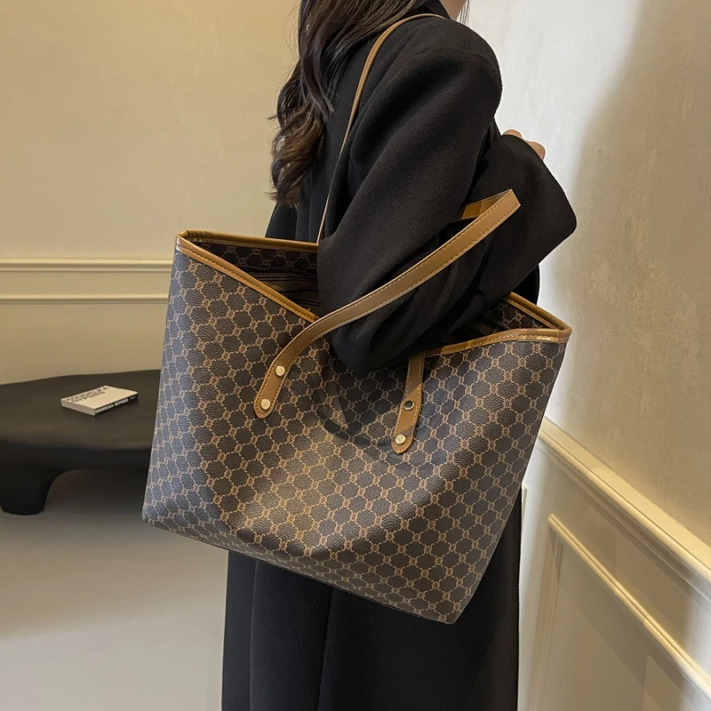 

Elegant Solution Shoulder Bag Women Multifunctional Handbag Sophisticated Approach For Refined Style Needs