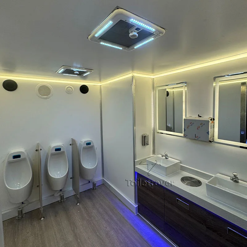 Restroom Bathroom Trailer Shower Room Portable Toilets Custom Design Portable Restroom Outdoor Use Toilet Trailer for Outdoor