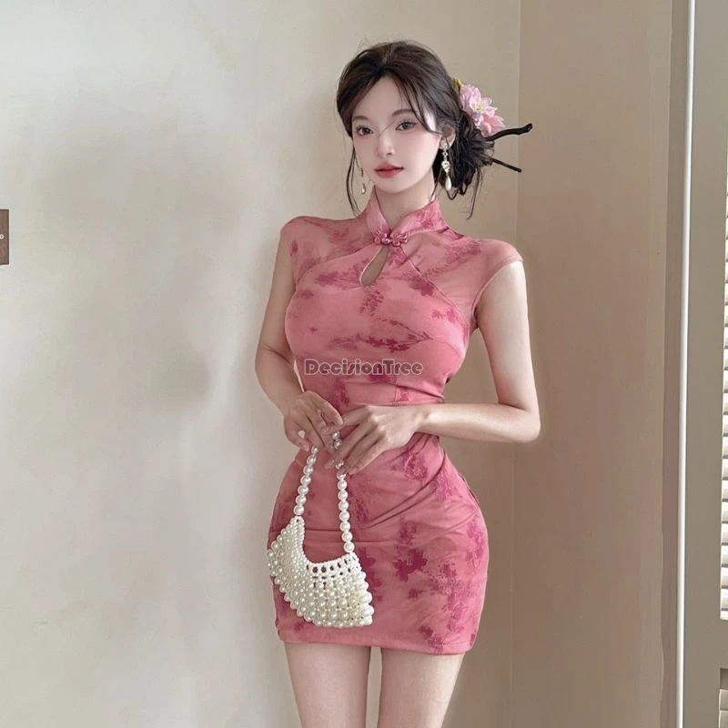 

2025 китайское улучшенное стильное платье Cheongsam без рукавов с воротником-стойкой и принтом, сексуальное женское повседневное утягивающее короткое платье Ципао в стиле ретро