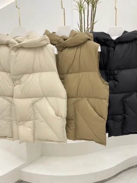 Winter New Women's down Vest Ultra-light Puff Thiened White Du Feather Bread Sle Faionable Hooded oulder Pad Trendy