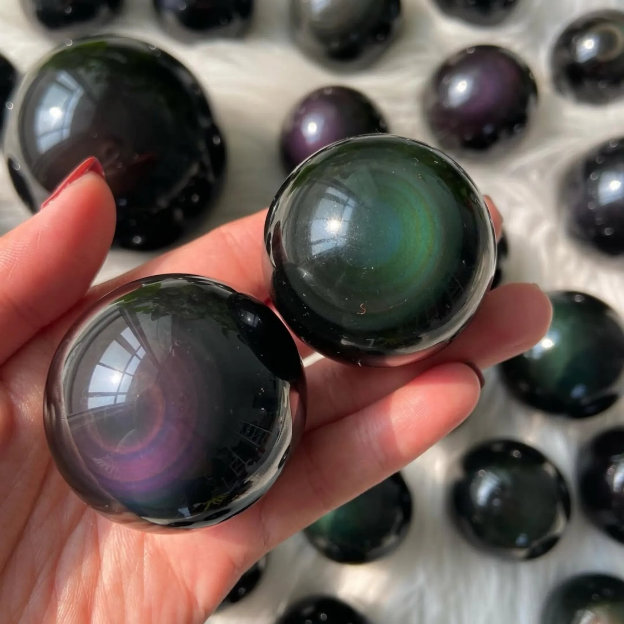 

1pc Natural Rainbow Obsidian Sphere, Polished Crystal Ball with Iridescent Colors, Perfect for Home Decor & Desk Accessory