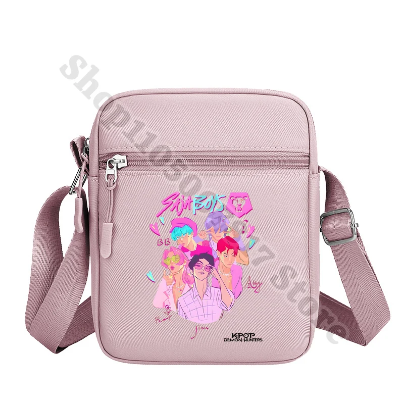 KPop شيطان الصيادين النساء أنيمي حقيبة كروسبودي الإكسسوارات فتاة الكرتون لطيف حقائب كتف كيس التخزين عادية هدايا 2025