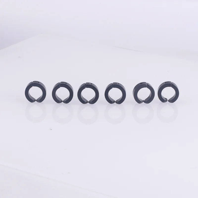 ต่างหูคอสเพลย์ Chainsaw Man สำหรับผู้ใหญ่ โยชิดะ ฮิโรฟูมิ 6 ชิ้น ต่างหูแบบหนีบสีดำ อุปกรณ์เสริมชุดคอสเพลย์อนิเมะญี่ปุ่น ของตกแต่งงานคอมมิคคอน