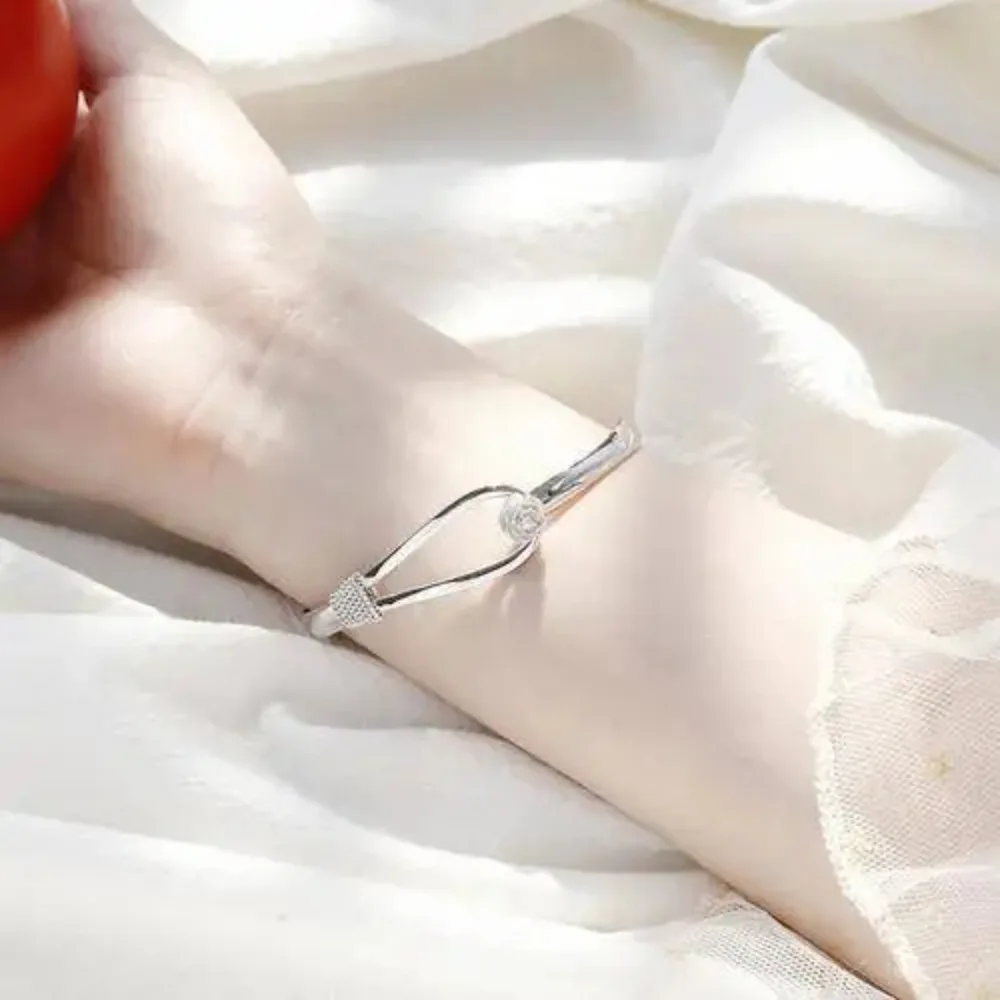 Cute Retro Hot Bangle 925 Sterling Silver Flowers  Bracelet for Women Adjustable Classic Luxury Designer Jewelry Party