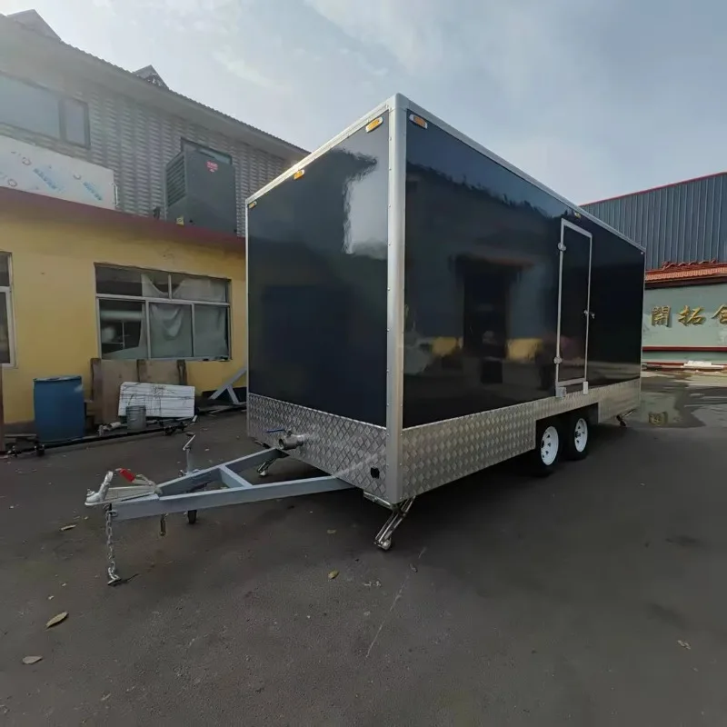 Customized Portable Toilet 4 Station VIP Shower And Toilet Outdoor Toilet Trailer Luxury Mobile Trailer Portable Luxury Restroom