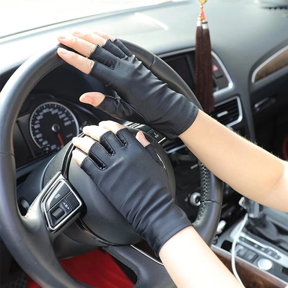 Hand Protector Women Elastic Stretch Non-Slip Sunscreen Half Finger gloves Driving Gloves Anti-UV Mittens