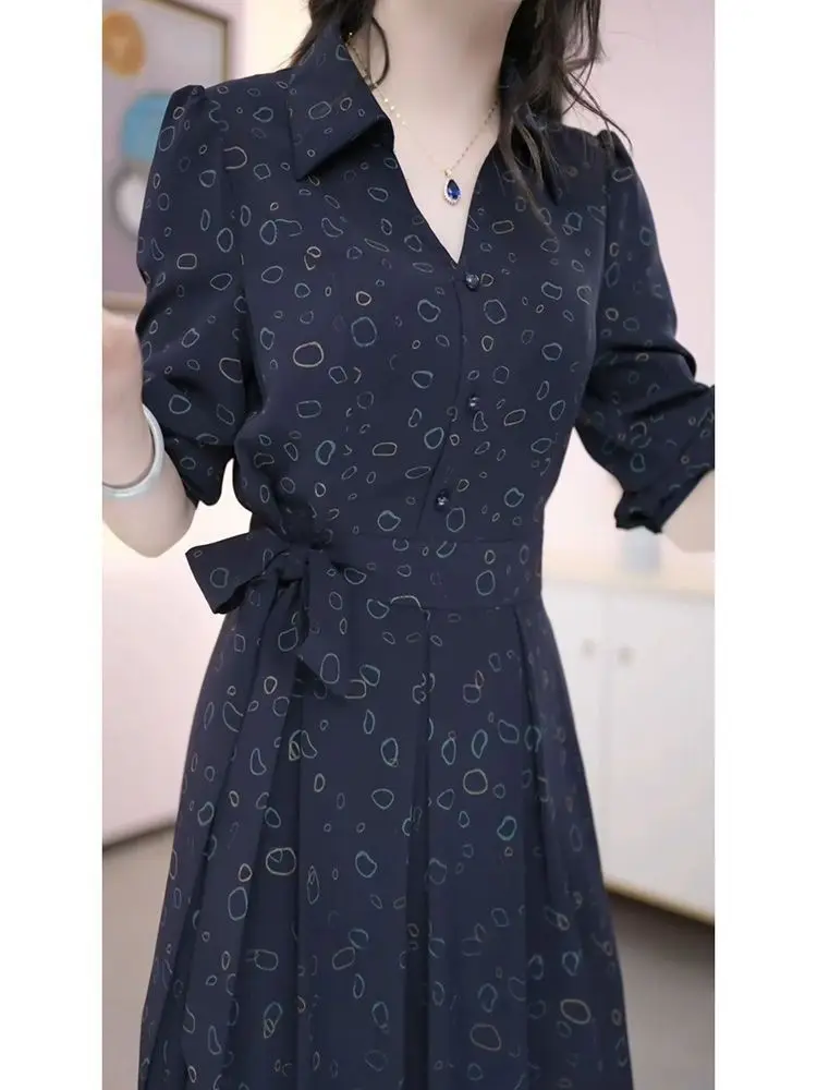 Fashionable Elegant Dress for 2024 Spring Autumn Concealing Flesh Slimming Mid to Long Lace Up Age Reducing Printed Base Skirt