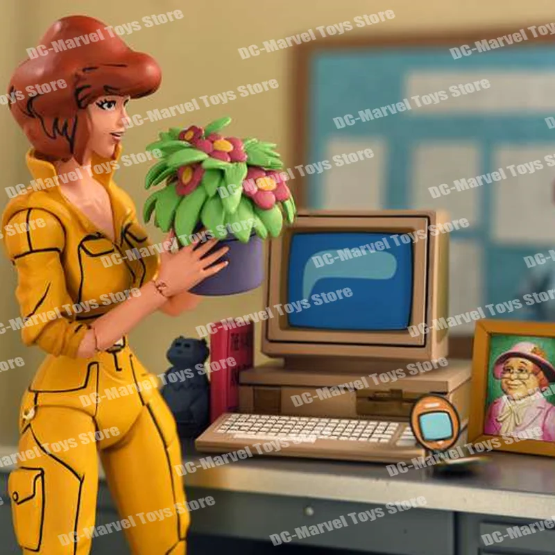 Neca Versione 2.0 Vestiti gialli Reporter femminile Tmnt Tartarughe Anime Action Figure Doll Figurine Modello per bambini Regali personalizzati Giocattoli