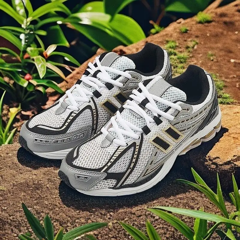 أحذية الركض الكاجوال للجنسين من سلسلة 1906: زوج أنيق من الفضة والأبيض والأصفر بنفس التصميم