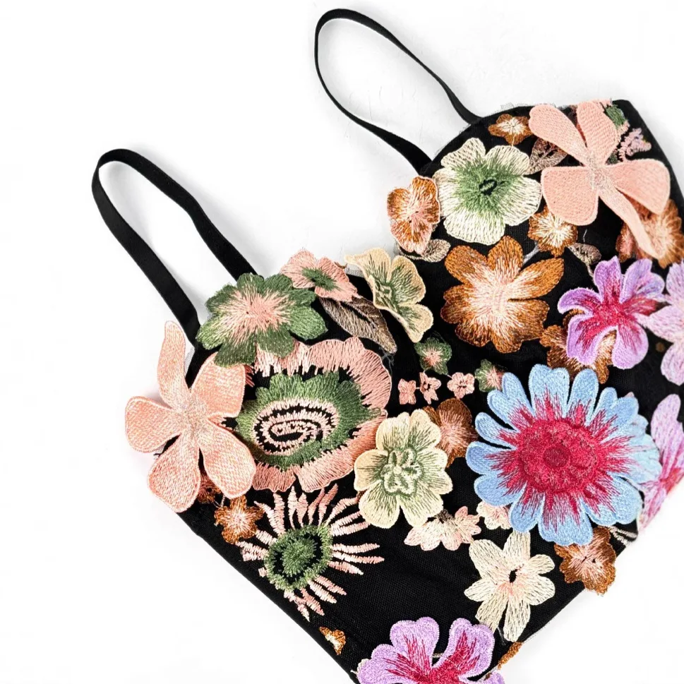 customized women's adult retro embroidered flower strapless top with high-end feel camisole vest breathable versatile bra fetish