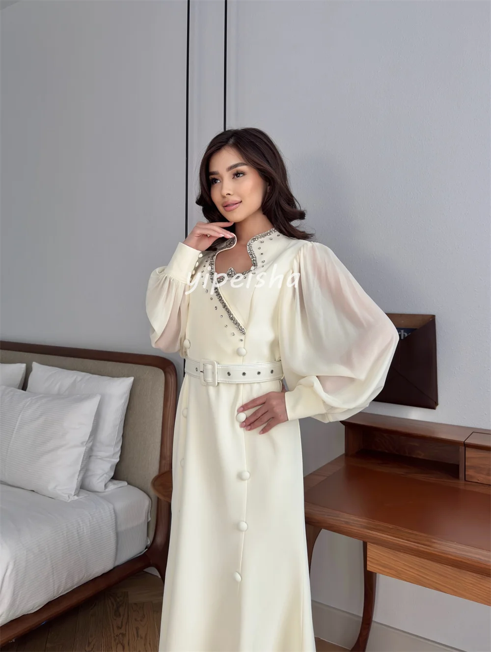 ชุดเดรสทรงเมอร์เมดคอวีประดับกระดุมคริสตัลแบบคลาสสิกสั่งทำพิเศษ คุณภาพสูง สไตล์โมเดิร์น สำหรับงานกลางคืน