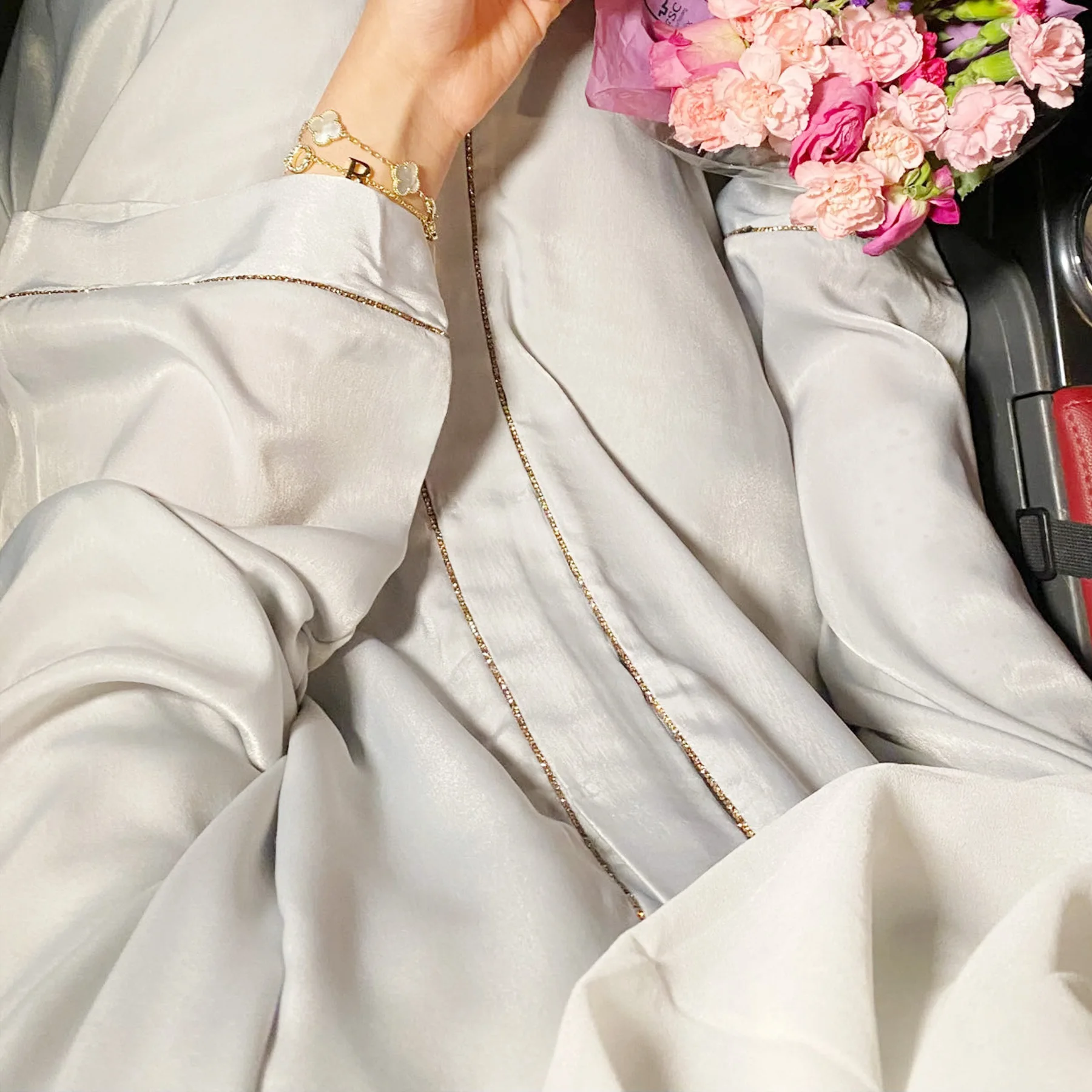 Luxury Muslim Women's Dresses Islamic Clothing Cardigan with Diamond Abaya Women Dubai Dress Front Open Abaya