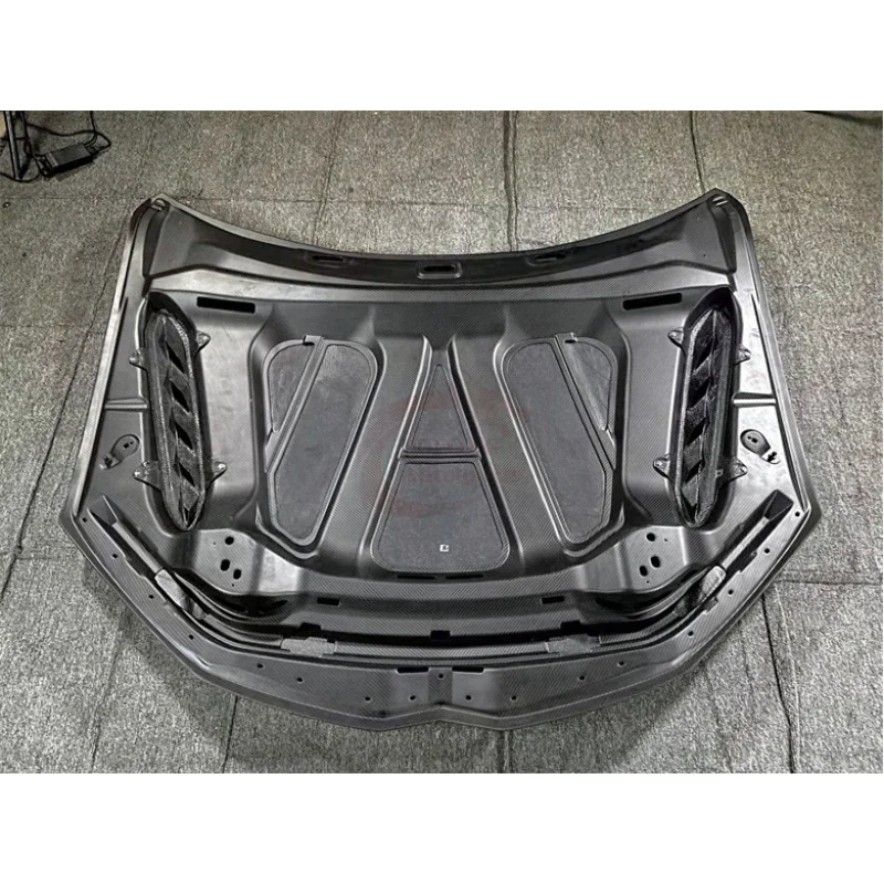 

For 2023 Lamborghini URUS P Style Dry Carbon Fiber Engine Hood High Quality Front Bonnet
