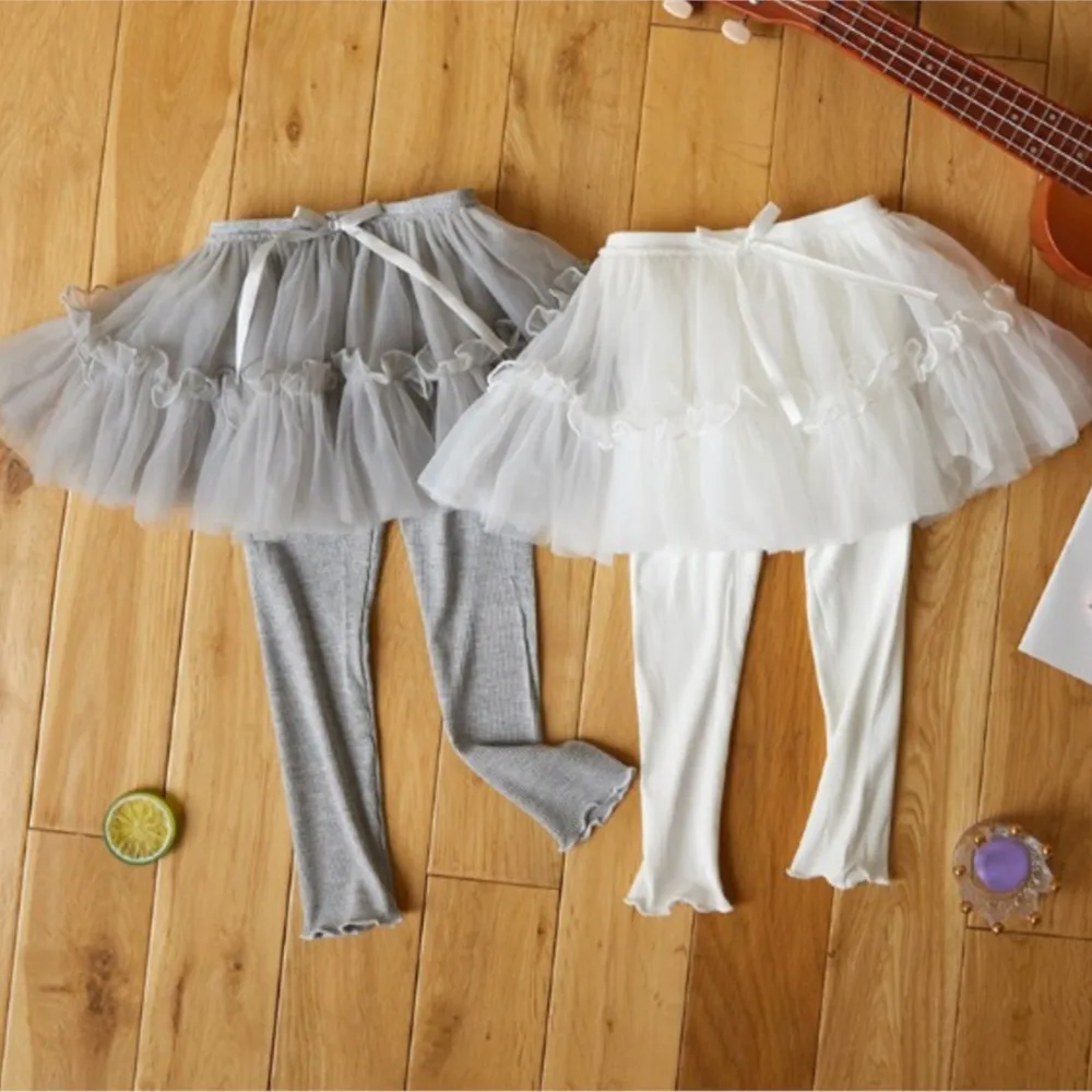 Girls' pants skirts spring pants children's flesh pantyhose gauze skirt false two-piece jumpsuit knitted leggings worn outside
