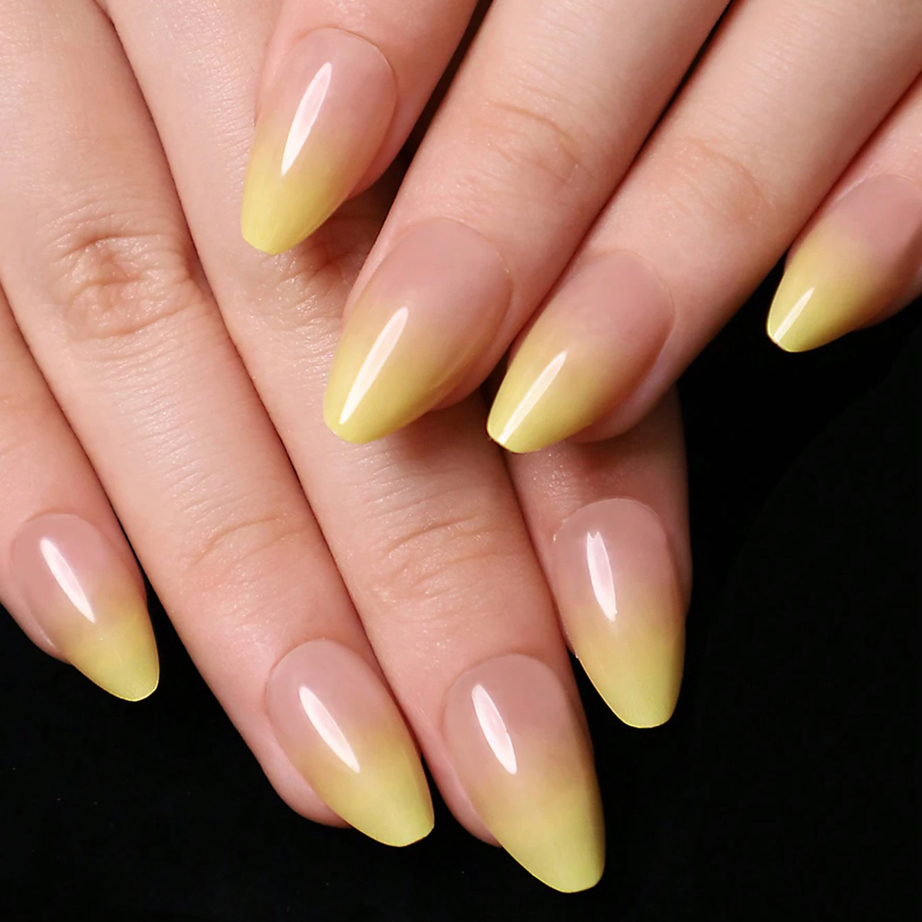 24 pezzi Migliora il tuo look con set di unghie finte con mandorla sfumata gialla 1 lima per unghie e 1 kit di adesivi per colla per unghie