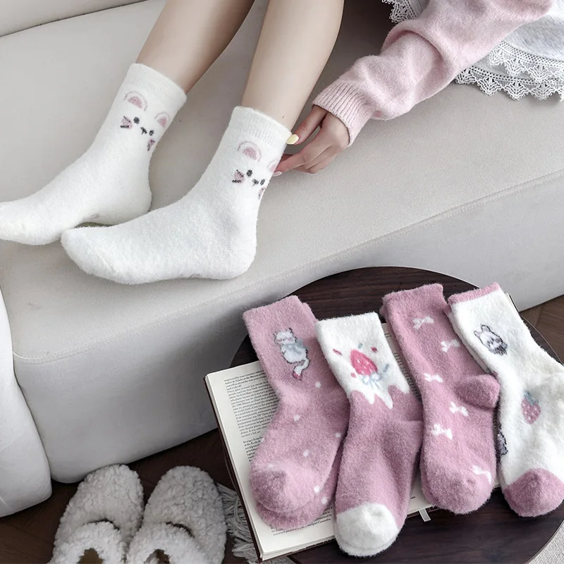 1pair Cherry Pink Winter Thickened Warm Socks Cute Cats Keep Warm And Comfortable Light Pink Rabbit Pattern Socks