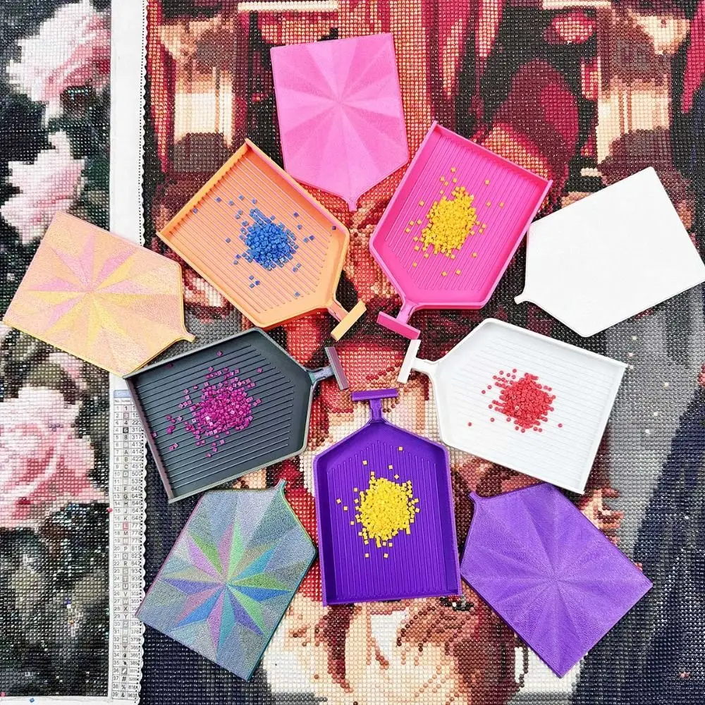 DIY Craft Diamond Painting Trays with Lids Plastic Embroidery Beads Sorting Storage Tray Multi-Color