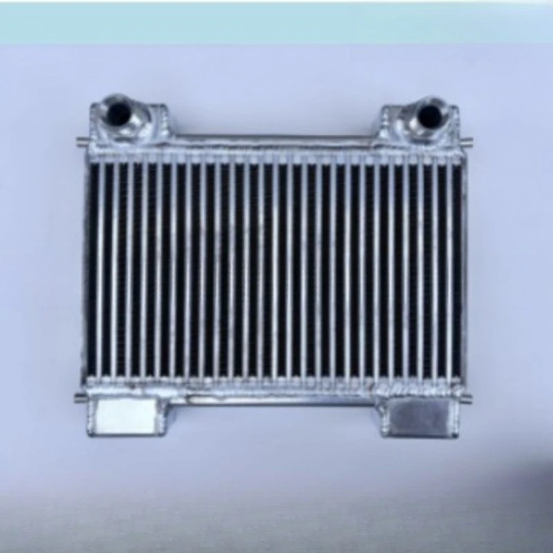 All aluminum radiator, suitable for Mercedes-Benz G63AMGW463 oil cooler OE4635000101