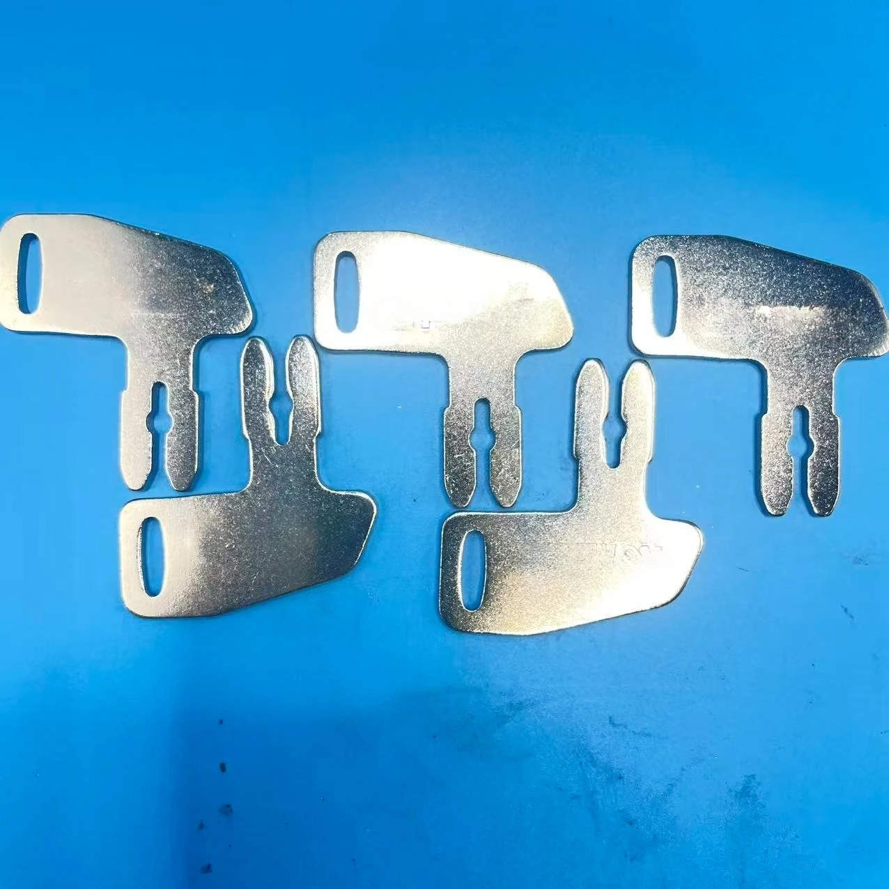 1/5/10 Buah Kunci Pemutus Baterai K2C166 untuk Alat Berat K2C166 untuk Master