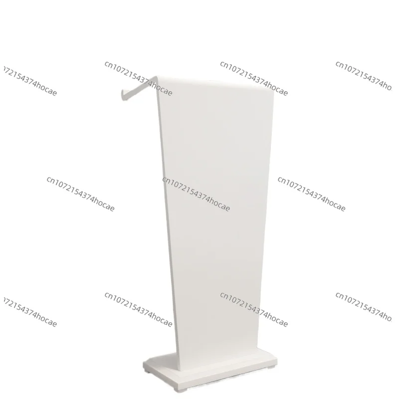 

Speech, reception, speaking desk, available for a variety of occasions