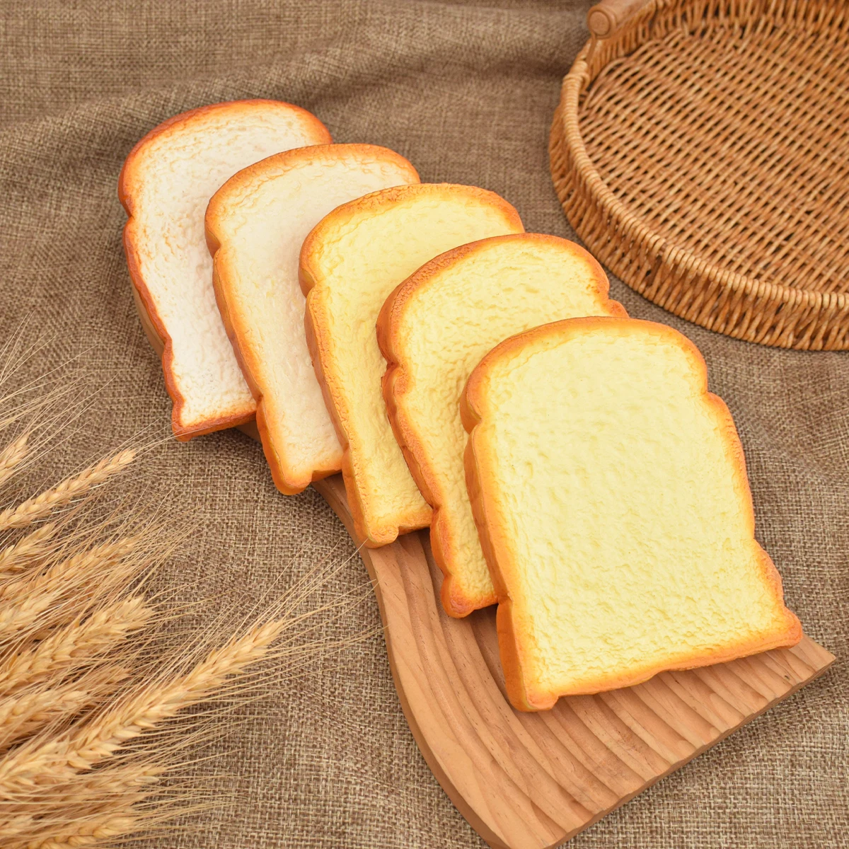 PU Fake Toast Bread Toast Slice Model Soft Bread Dessert Simulation Cake Sandwich Fake Props Home Decor Christmas Decoratio