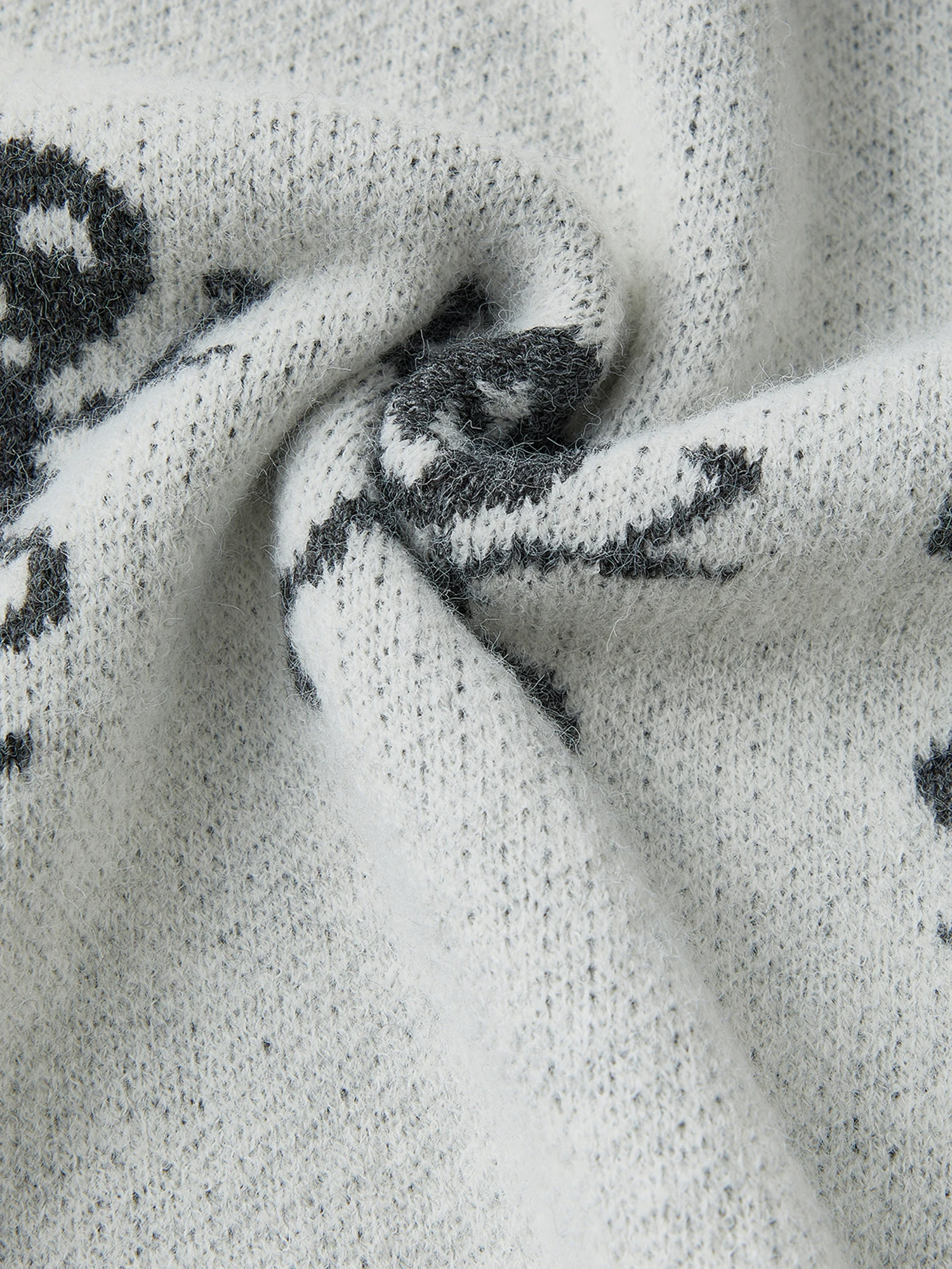 

Женская толстовка с принтом черного кота, стильный повседневный пуловер на Хэллоуин, толстовка с капюшоном на шнурке и карманом-кенгуру