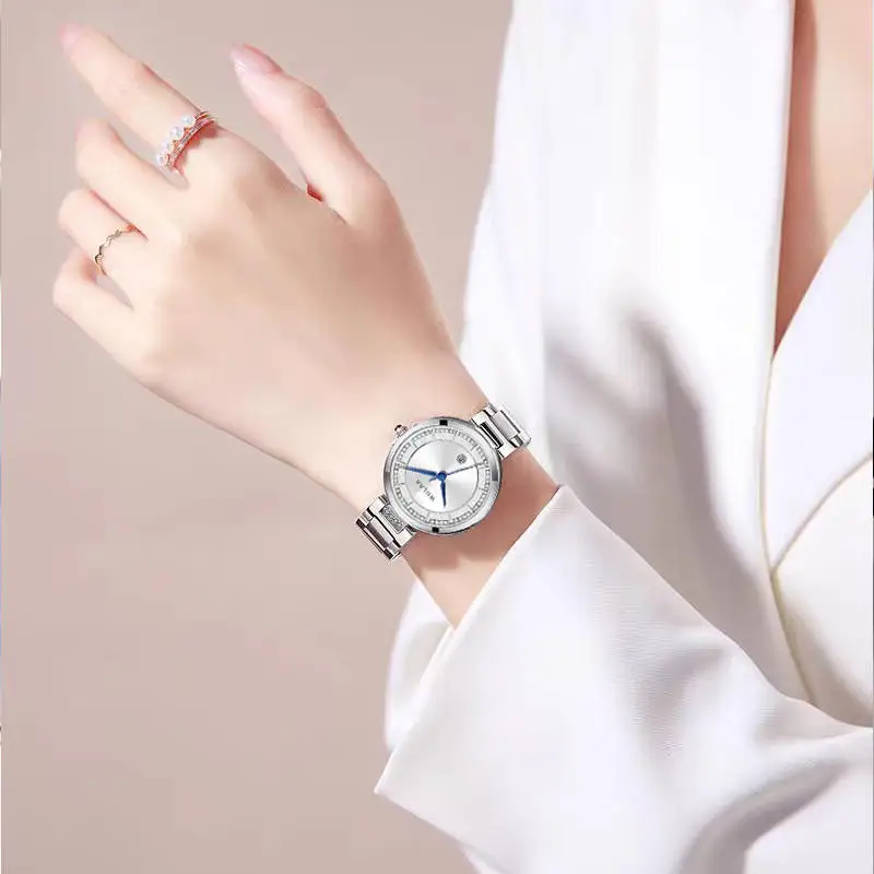 ساعة كوارتز مقاومة للماء للسيدات ، ضوء القمر الأبيض ، هدية الفضة الكلاسيكية ، أزياء الإناث