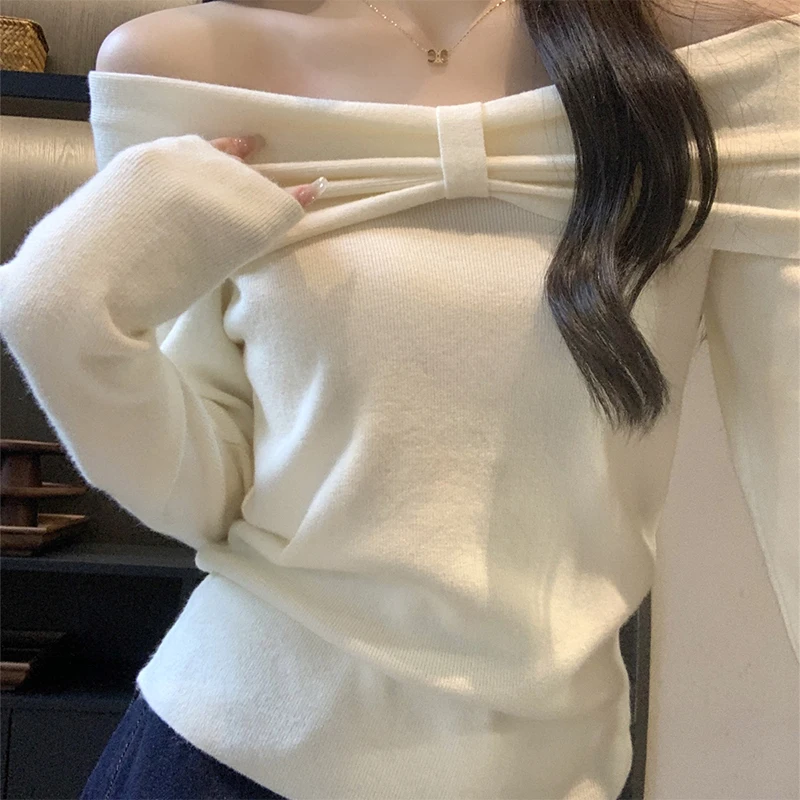 〔CC88〕Spring and Autumn Slash Neck Bow Design Solid Color Slim Knit Sweater Bottoming Tops with Long Sleeve