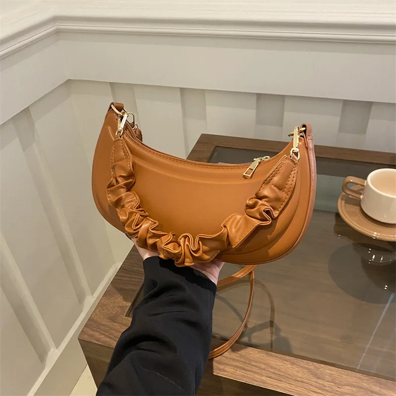 

2025 French Pleated Shoulder Bag Trendy Underarm Purse for Women Stylish Folded Crossbody Bag Minimalist Chic Handbag