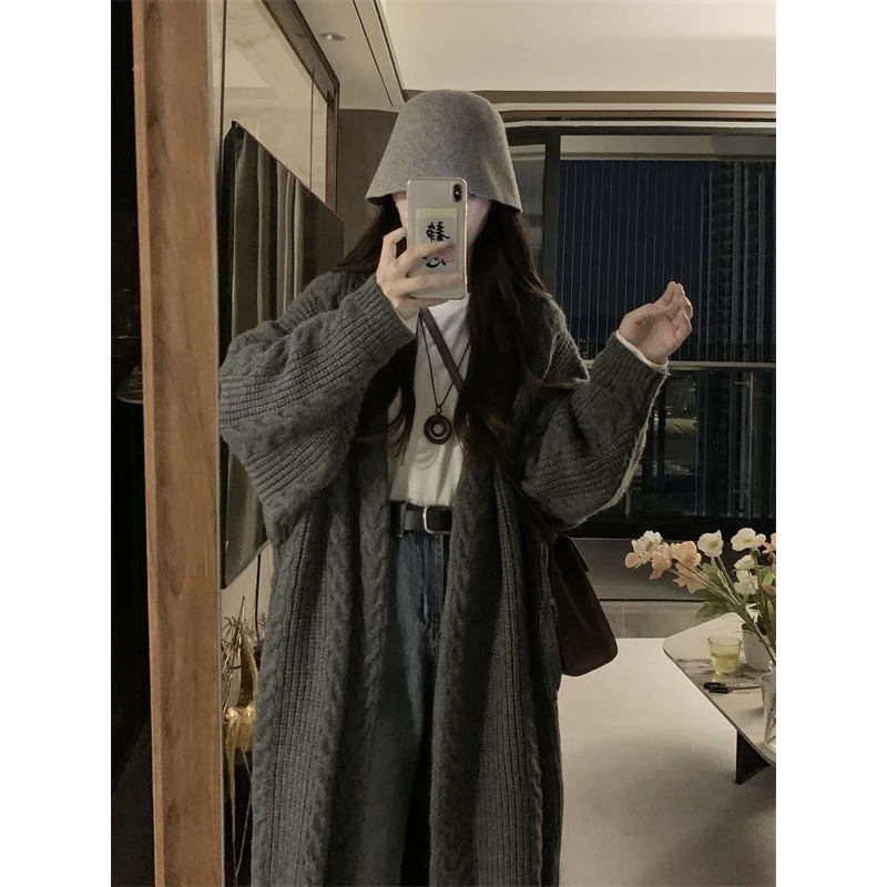 

Длинные кардиганы для офиса, женские, осенние, молодежные, с узором, удлиненные, вязаные, с бахромой, утепленные, в полоску, в стиле университетской одежды