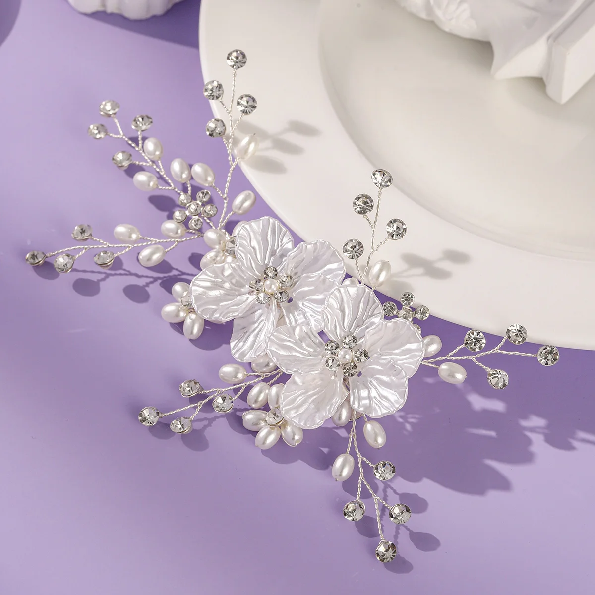 

Серебряная классическая заколка для волос ручной работы с жемчужным цветком, праздничная акриловая заколка для волос с цветочным принтом, головной убор, подарки для женщин