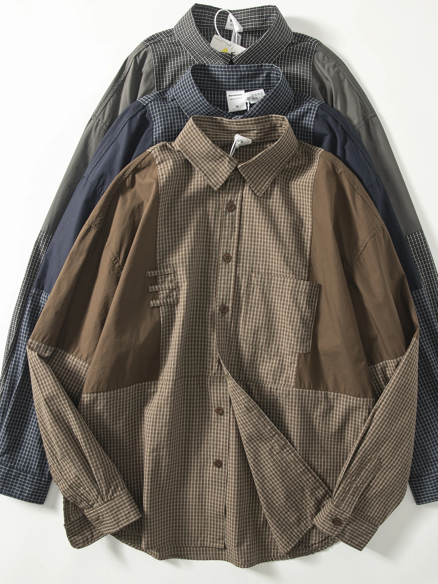

American Retro Patchwork Color Blo Plaid Long Sve Men's irt Spring New Loose ape Coat Casual Pure Cotton irt