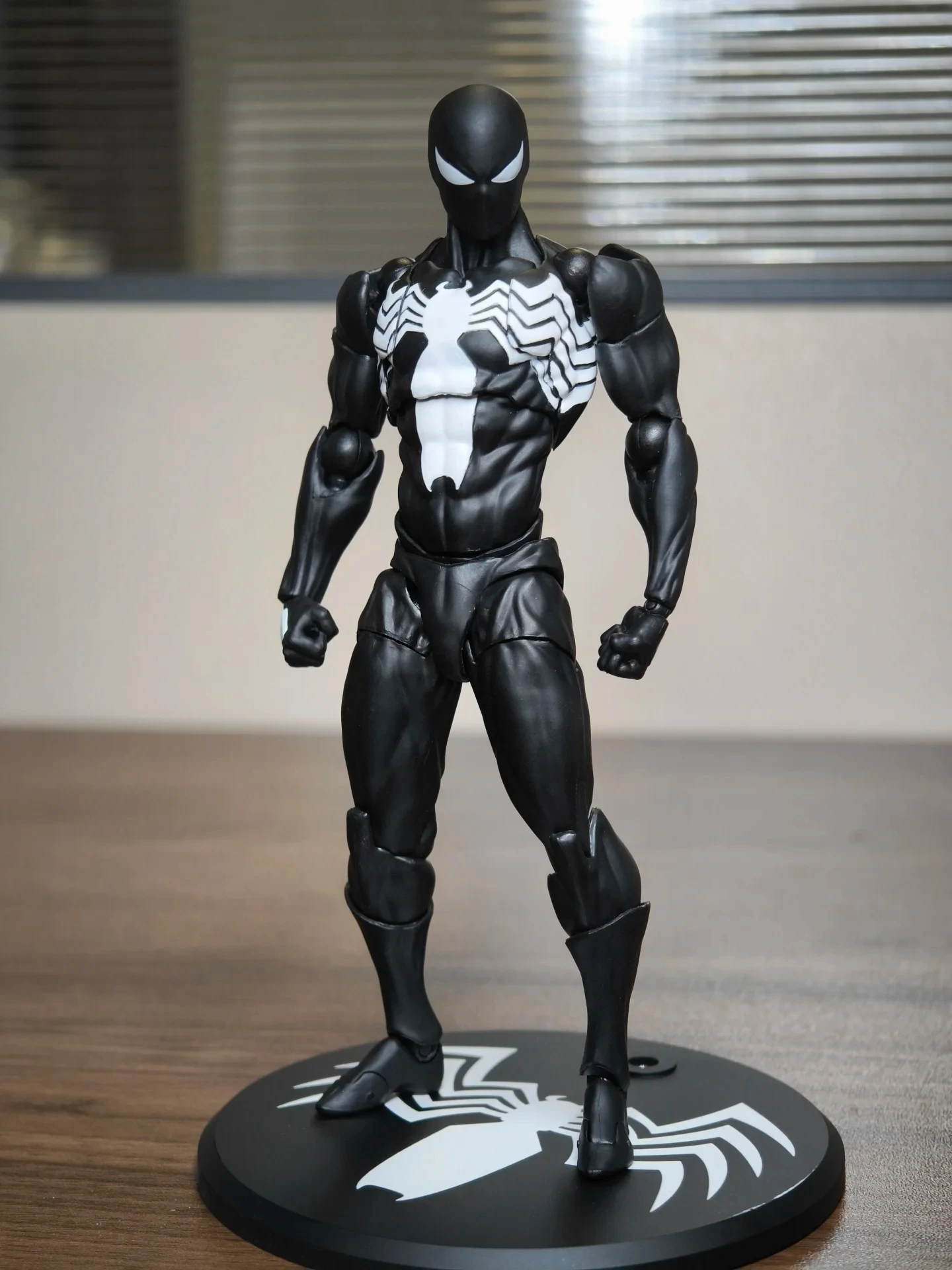 In Stock Mess Toys Spider Man Symbiote Spiderman Messtoys Scarlet
