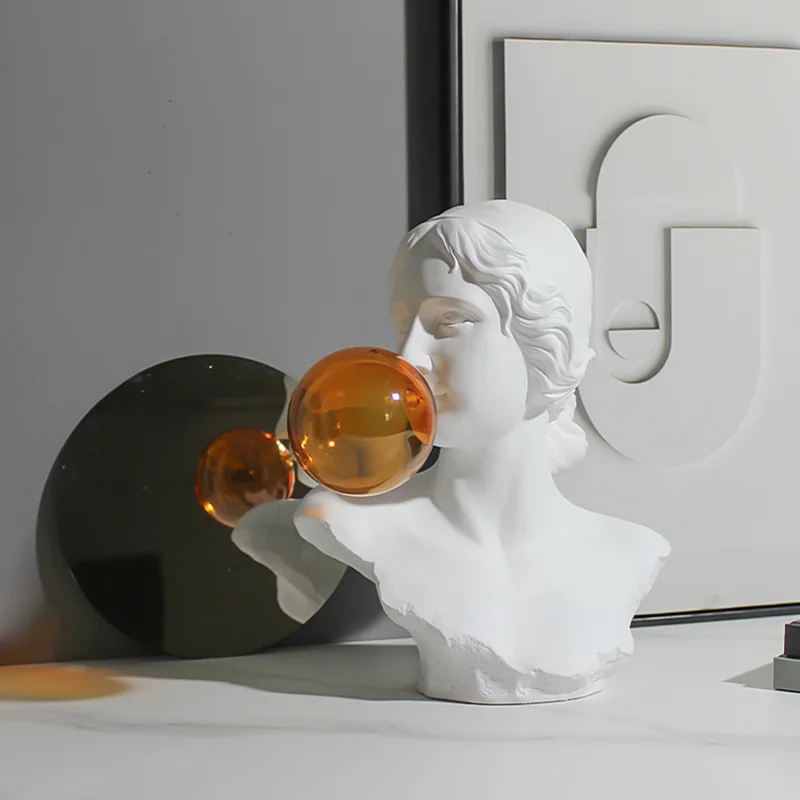 Nordic creative figure blowing bubble ornament B & B model room entrance living room art storage avatar decoration