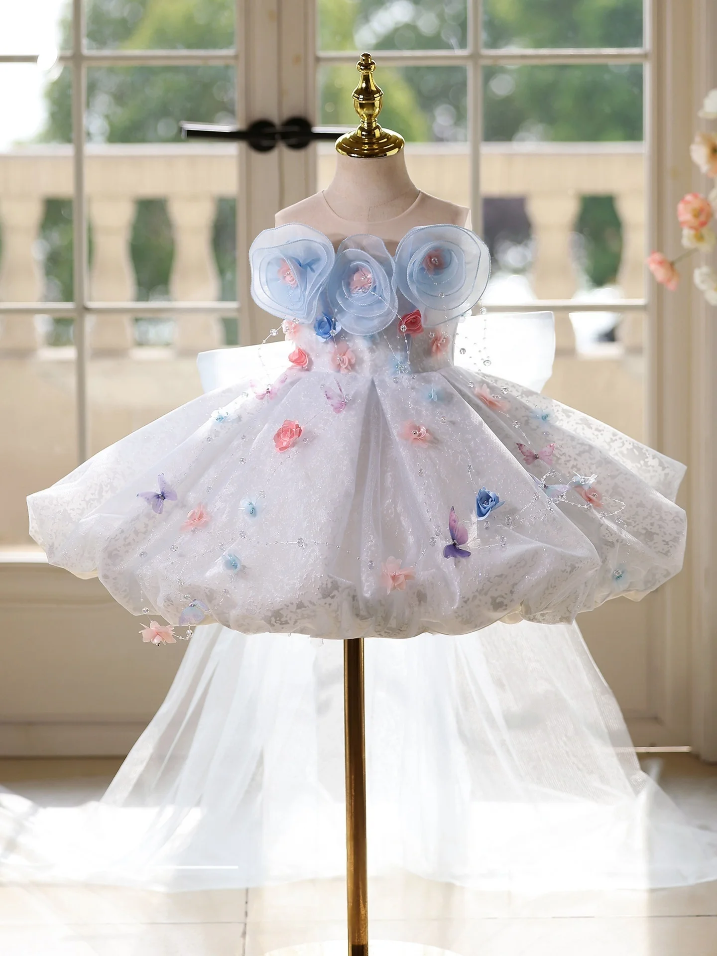 Custom Luxury Flower Girl Dress Wedding Gown Birthday Party Pageant Catwalk 3D Floral Butterfly Tulle Trailing Dress فساتين اطفا