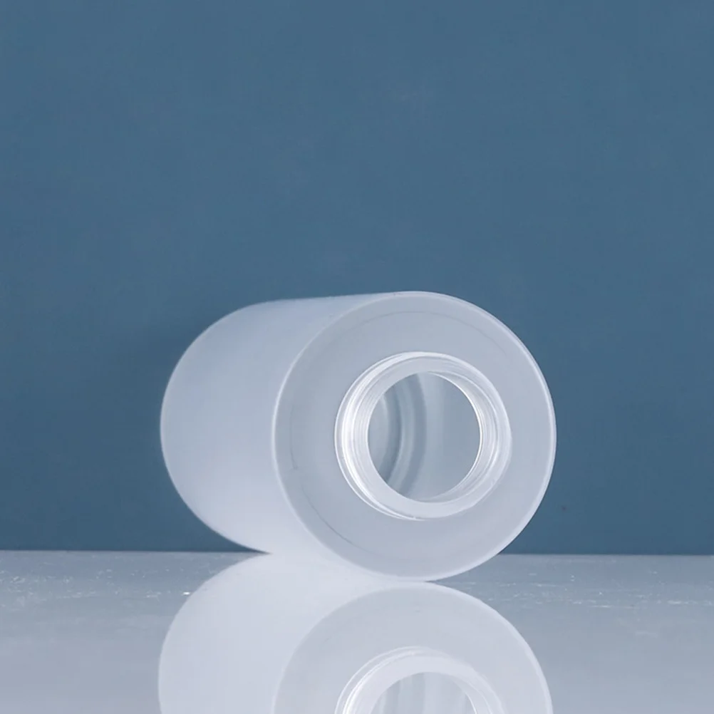 

3pcs 150Ml Plastic Sub Bottles Gel Cleanser Lotion Storage Lightweight Travel Makeup Bottles Cleaning Gel Containers