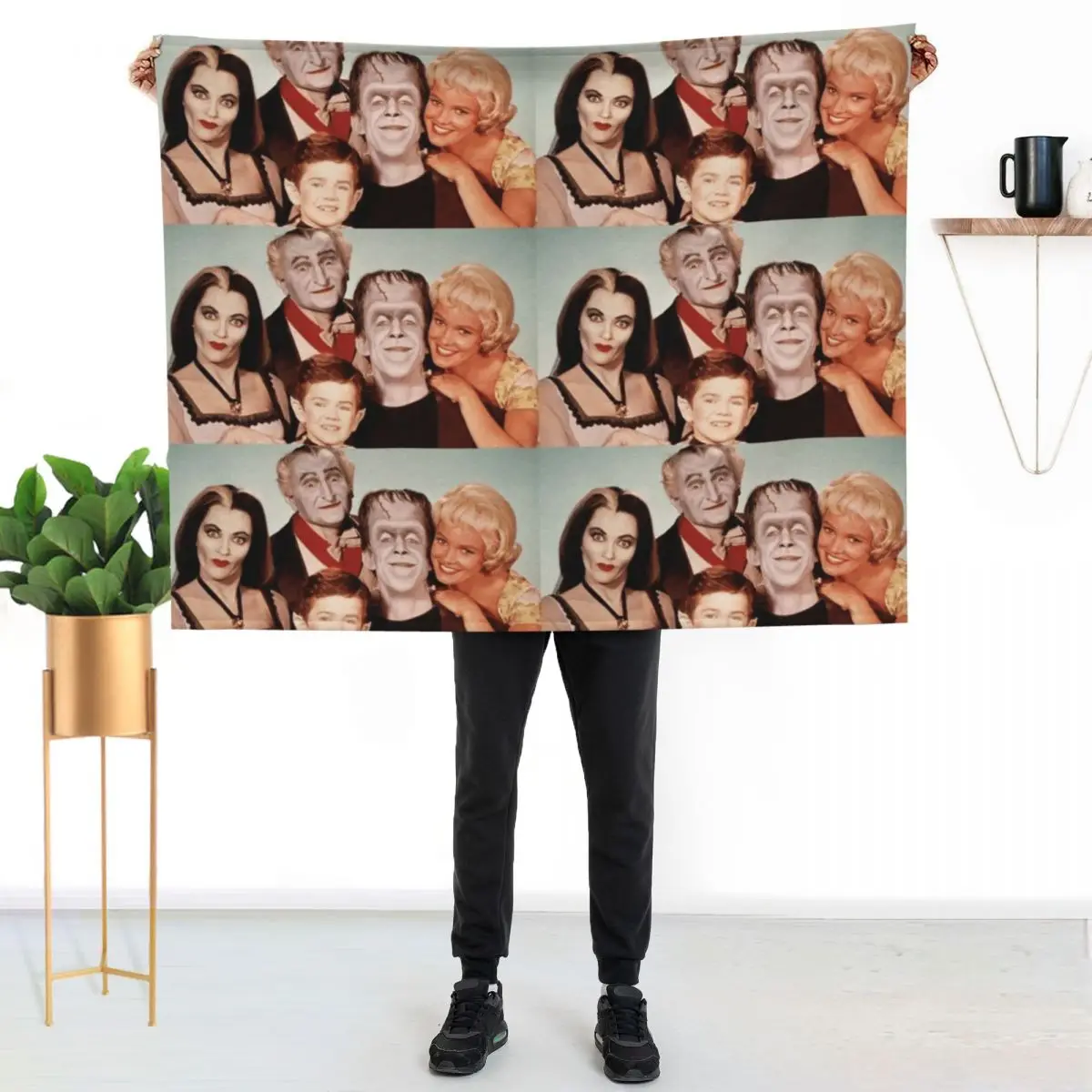 The Munsters - vintage 60s TV show Throw Blanket Summer manga For Sofa Thin Multi-Purpose sofa bed Blankets