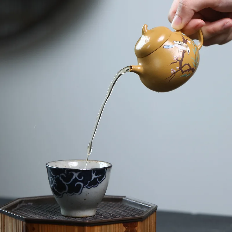 

80ml Chinese Yixing Purple Clay Teapot Handmade Mud Painted Flower and Bird Pattern Tea Pot Small Capacity Zisha Kettle Teaware