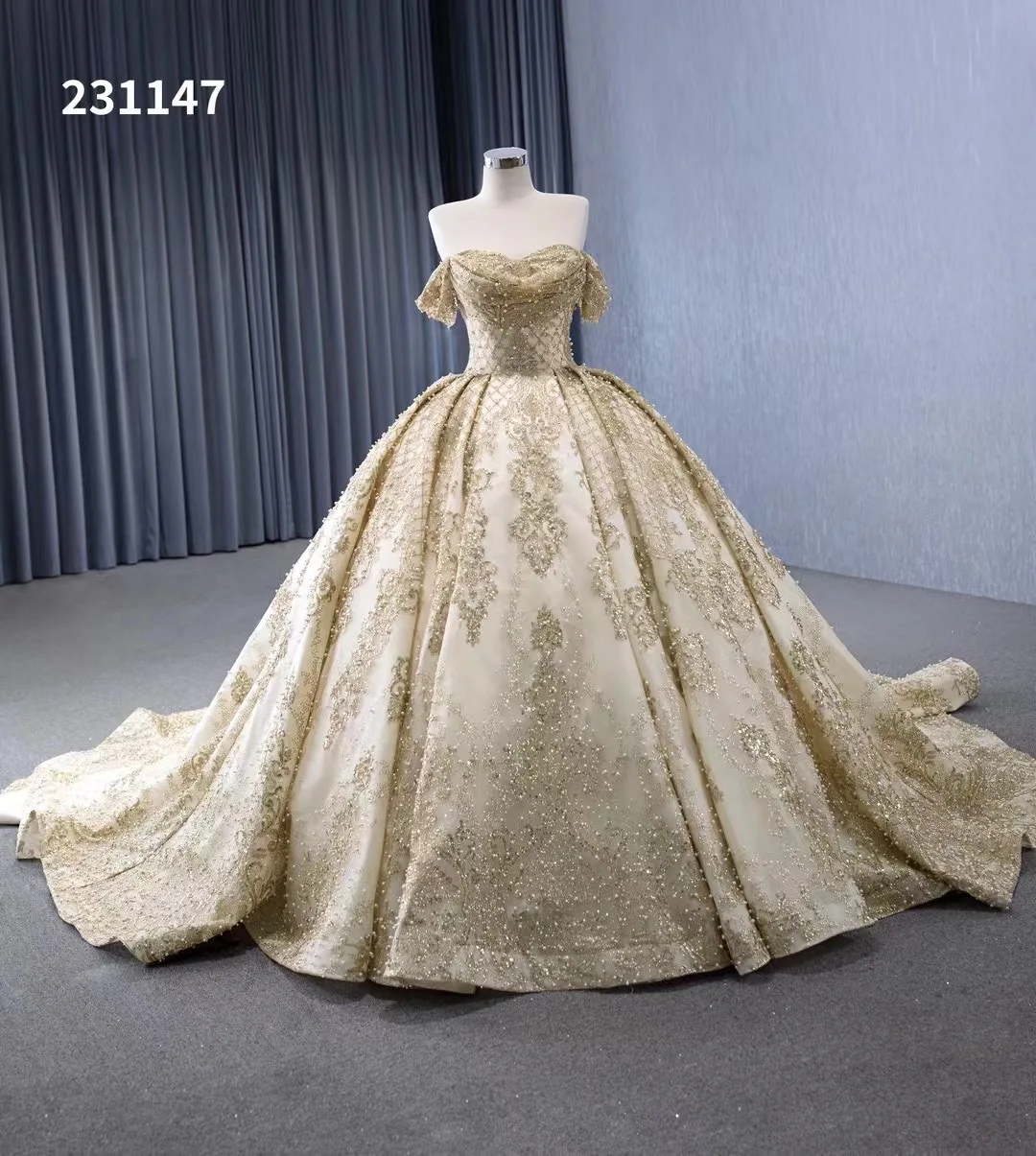 

Платье Quinceanera цвета шампанского, бальное платье с открытыми плечами, кружевной жемчуг, мексиканские милые платья 16, 15 Anos по индивидуальному заказу