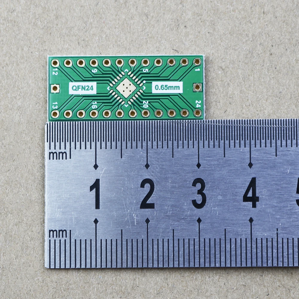 1Pce QFN24 gold/silver solder pad to SMT direct insertion adapter test board with a spacing of 0.5/0.65mm