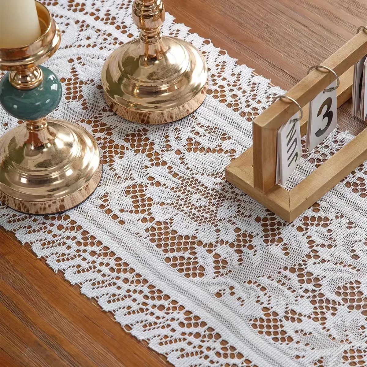 New Valentine's Day Woven Tablecloth, Hollow-Out Design with Floral Print and Hanging Balls, Used for Romantic Table Decoration on Valentine's Day, Anniversaries, and Wedding Banquets, Table Decoration