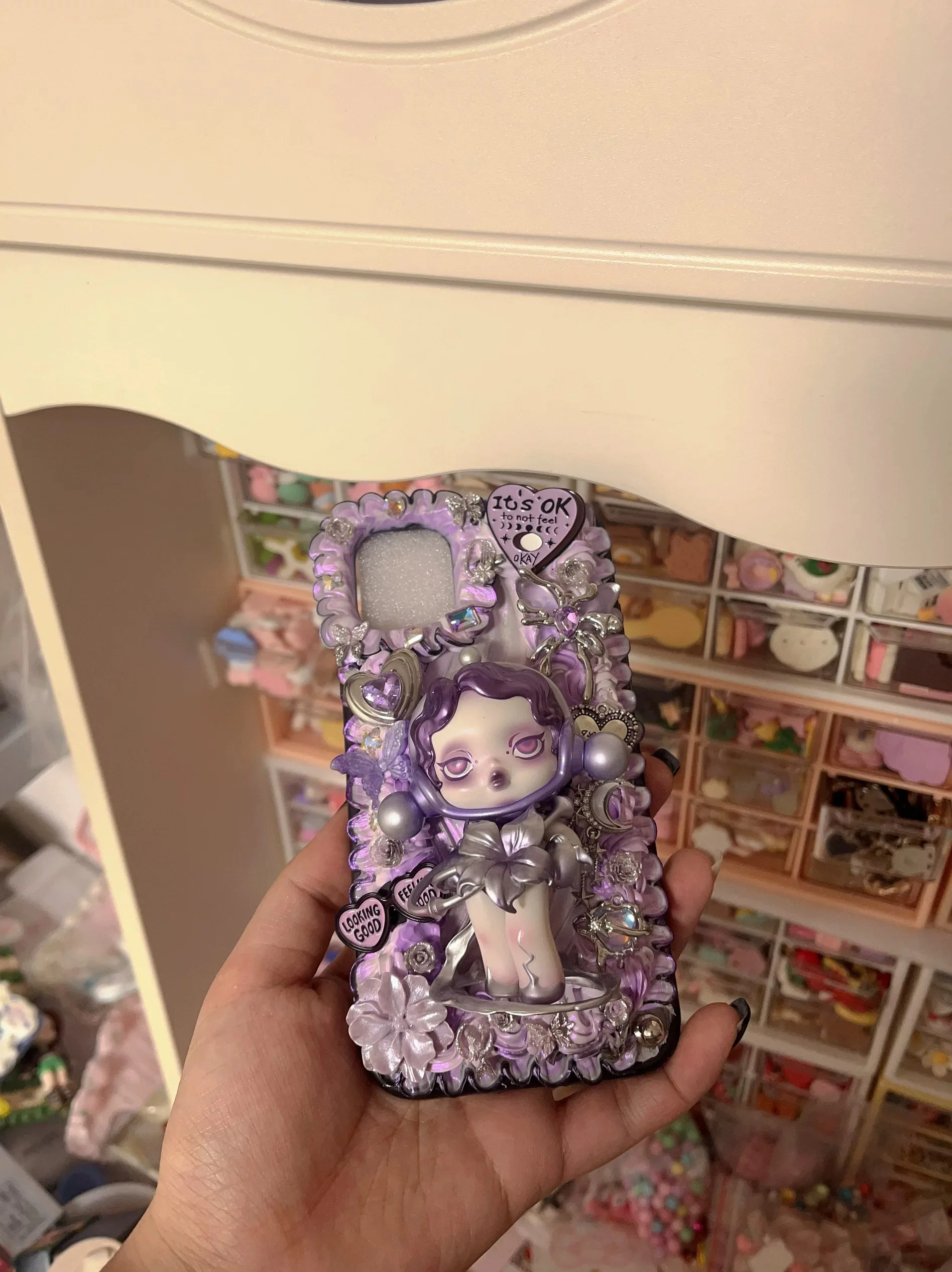 

Handmade mobile phone case, support any mobile phone model, private chat customer service to note the model, 7-10 days delivery