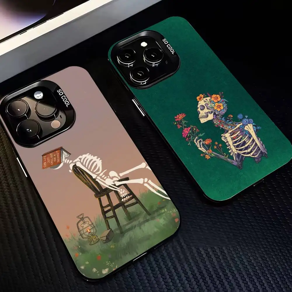 

A-Artistic s-skull Phone Case For iPhone 17,16,15,14,13,12,11 Plus,Pro Max,XS,Colored Silver Plated Inside Cover