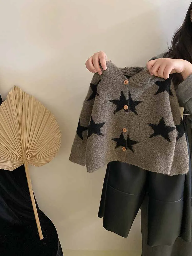 

Girls' Star Hooded Knit Sweater Cardigan Autumn Winter New Fleece Warm Leather Pants Stylish Set