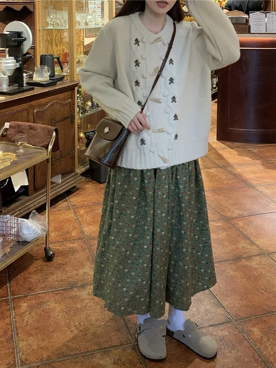 

plus Size Women's Vintage Hook Flower Button Cardigan Sweater Jacket High Waist Floral Semi-Body Skirt Trendy Autumn New Arrival