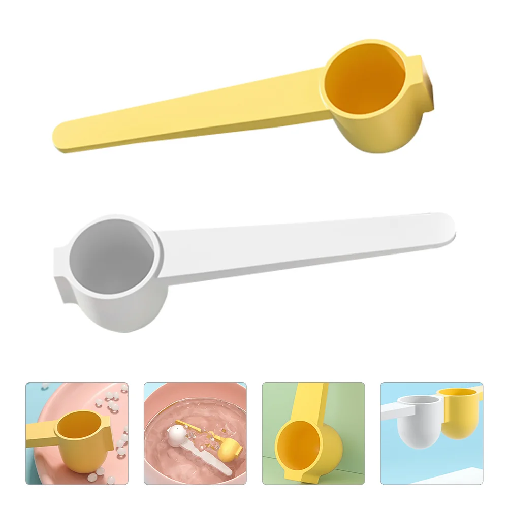 

2Pcs Milk Powder Spoons Magnetic Formula Measuring Scoops Reusable Plastic Kitchen Gadget for Protein Glucose Powder Can Storage