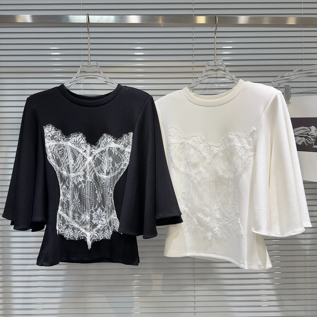 

2025 Summer New Arrival Edgy Girl Lace Lingerie-Print Solid Color Flared Sleeve Short-sleeve T-shirt