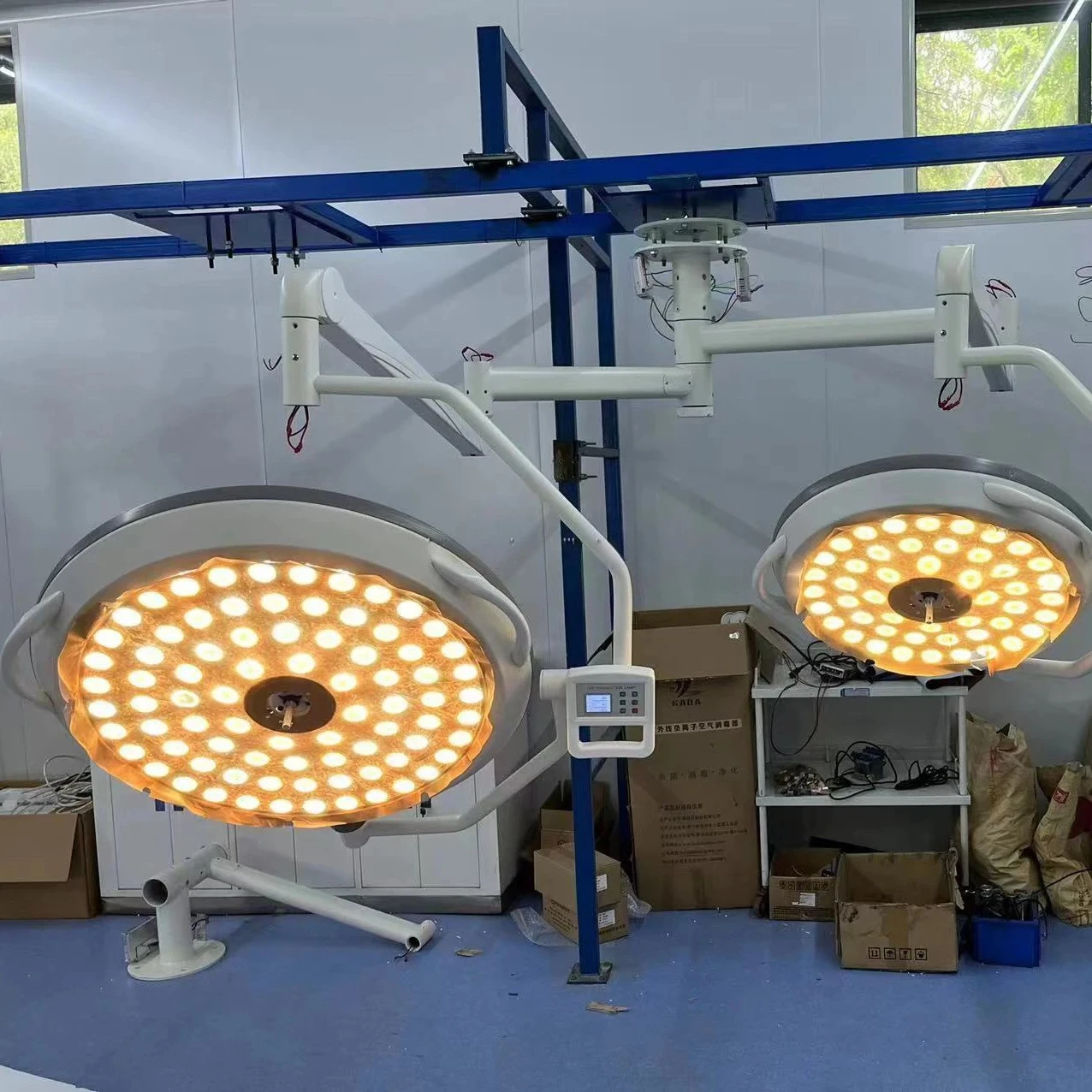 Hospital Operation Led Bright Light with Double Arms Led Operating Light for Operating Room  Hanging Surgical  Lamp