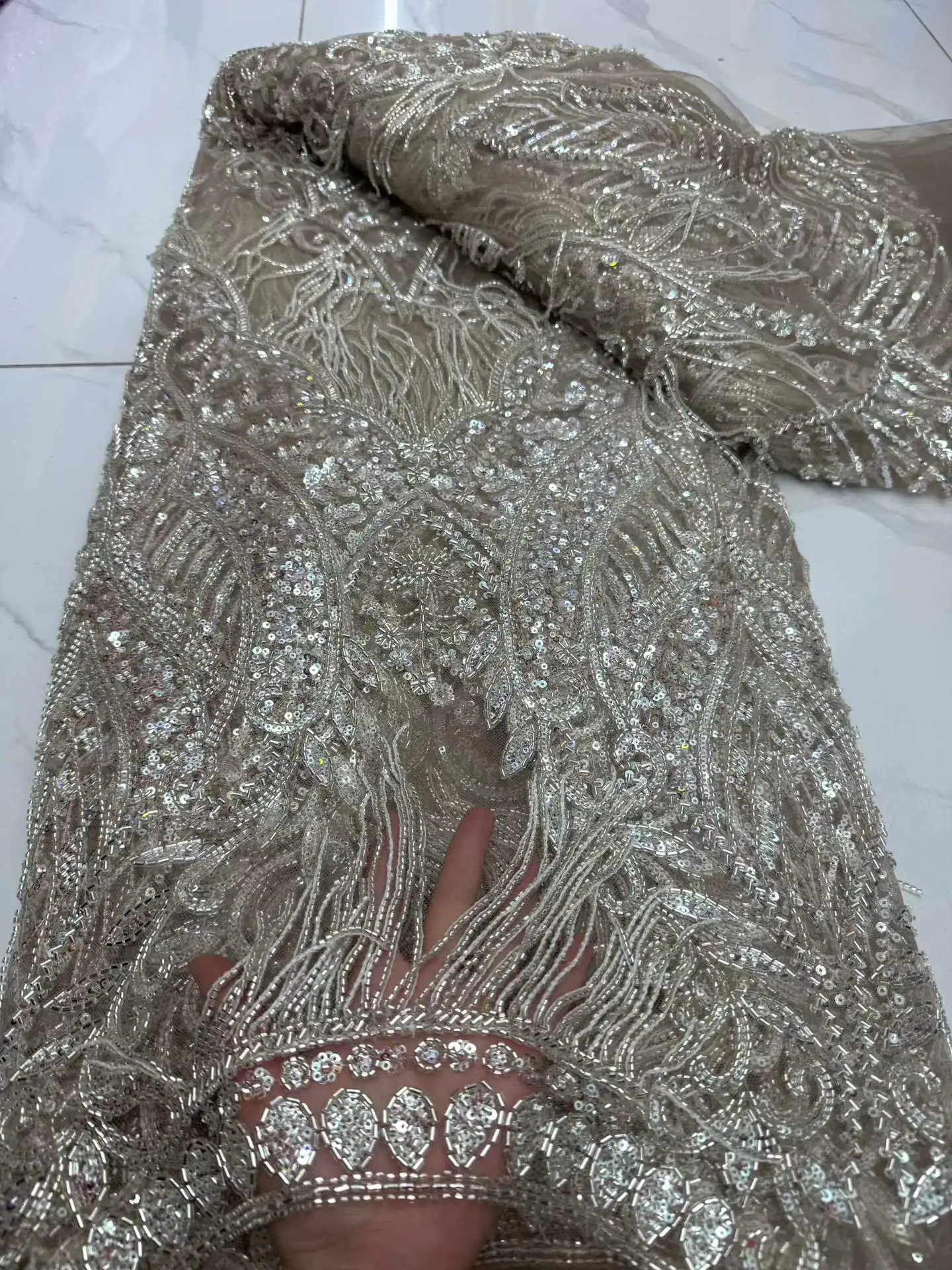 

Luxurious Nigerian Beaded Lace Fabric 2026 High Quality Sequins French Embroidery African Lace Fabric For Wedding DX72DG37